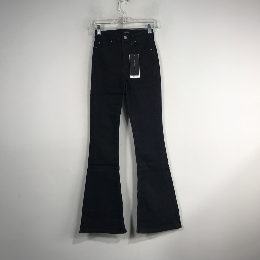 Trendyol Denim Flared jean, Women's Size 34 EU or US 2 - Black